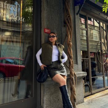 Γυναικείο cropped αμάνικο μπουφάν χακί