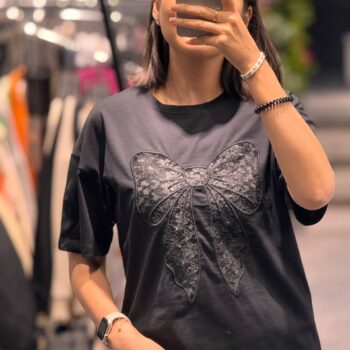 T-shirt μαύρο με φιόγκο