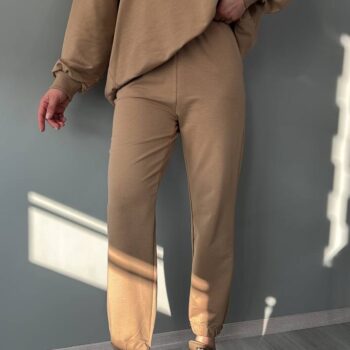 Ανοιξιάτικο γυναικείο σετ καφέ