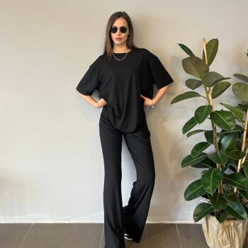 Σετ oversized Τ-shirt και παντελόνι